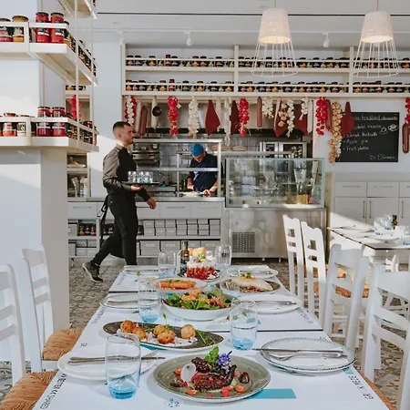 Ivi Mare - Designed For Adults By Louis Otel Geroskipou