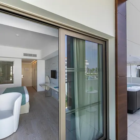 Ivi Mare - Designed For Adults By Louis Hotel 5*