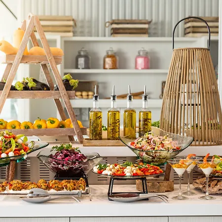 Ivi Mare - Designed For Adults By Louis 5*