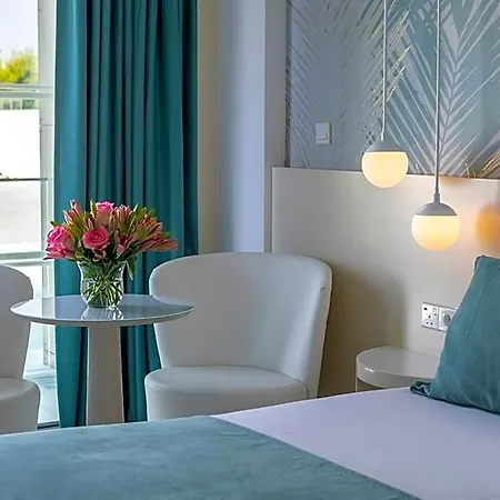 Ivi Mare - Designed For Adults By Louis 5*