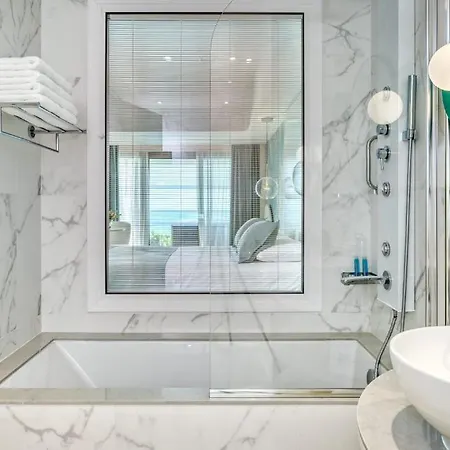 Ivi Mare - Designed For Adults By Louis 5* Geroskipou