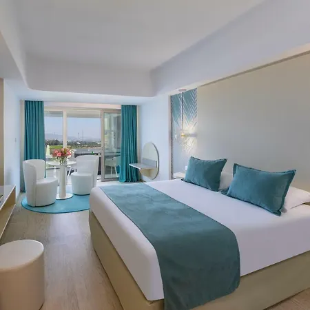 Ivi Mare - Designed For Adults By Louis 5*