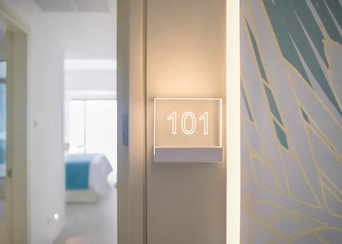 Ivi Mare - Designed For Adults By Louis Ξενοδοχείο